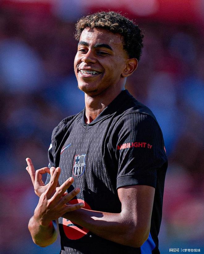 德容恩谈赢切尔西：他们是世俱杯冠军，但我们清楚该如何去踢（德容恩谈胜切尔西：对手是世俱杯得主，我们清楚该怎么踢）