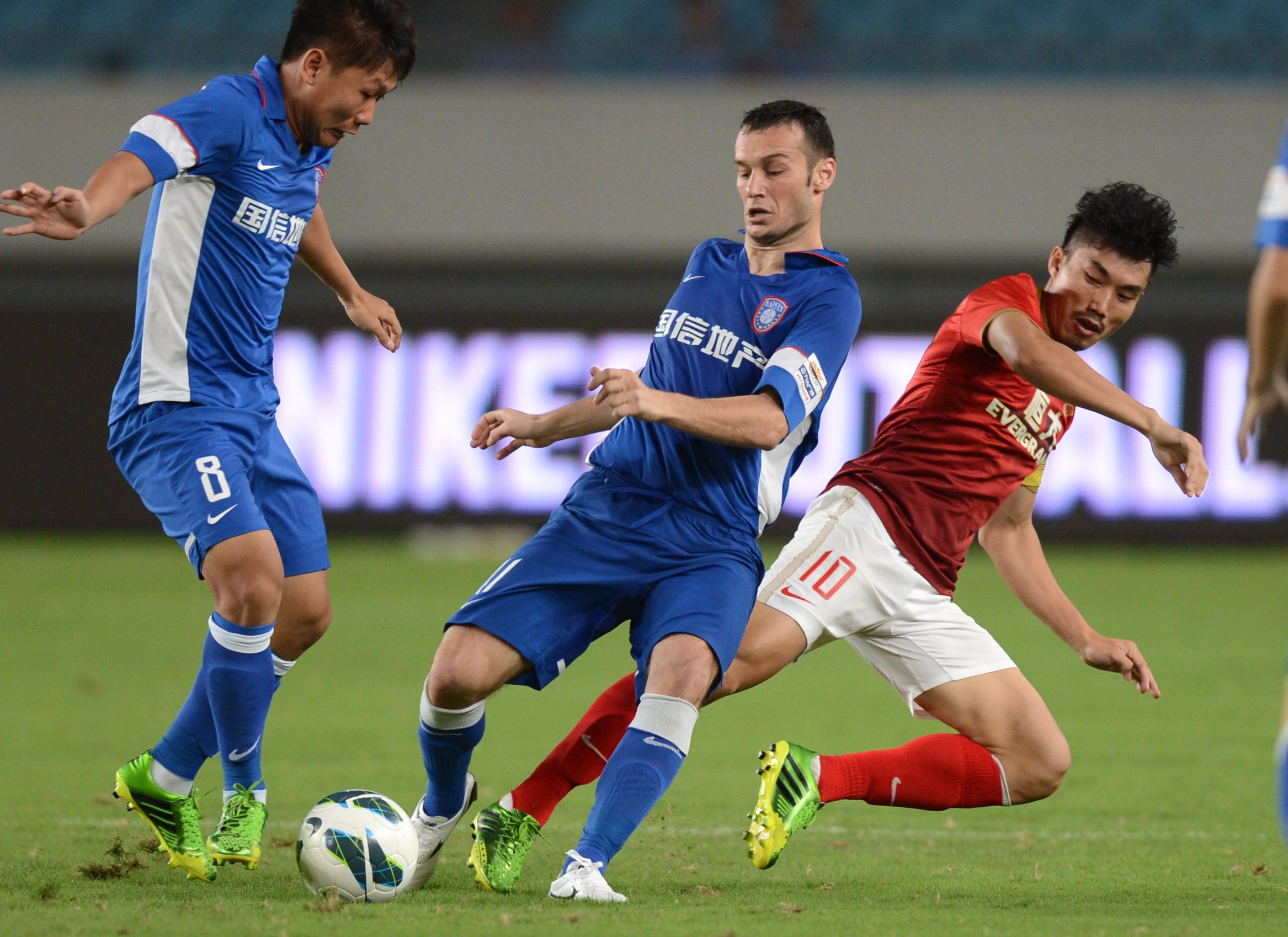 祝好，热刺队长，亚洲之光（致敬热刺队长，亚洲骄傲）