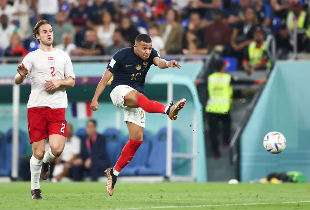 伊萨克数据：上场68分钟1次射门，未能进球，传球11次（伊萨克本场数据：出战68分钟，1次射门未破门，完成11次传球）