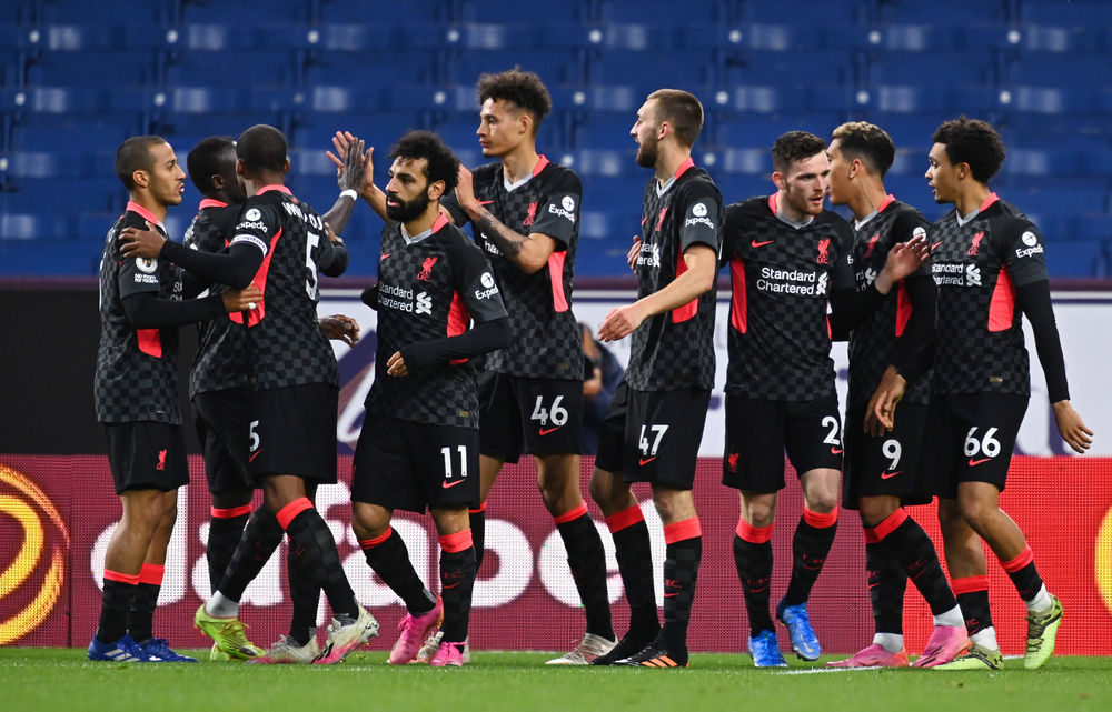 媒体人：中国女足有必要请洋帅吗，面上是孙雯管，实际是谁？（媒体人：女足是否该引进外籍主帅？表面由孙雯主抓，背后实际拍板者是谁？）