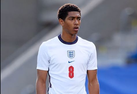 米体：尤文希望在20天内通过卖人得到大约1亿欧元（米兰体育报：尤文力争在20天内通过出售球员筹集约1亿欧元）