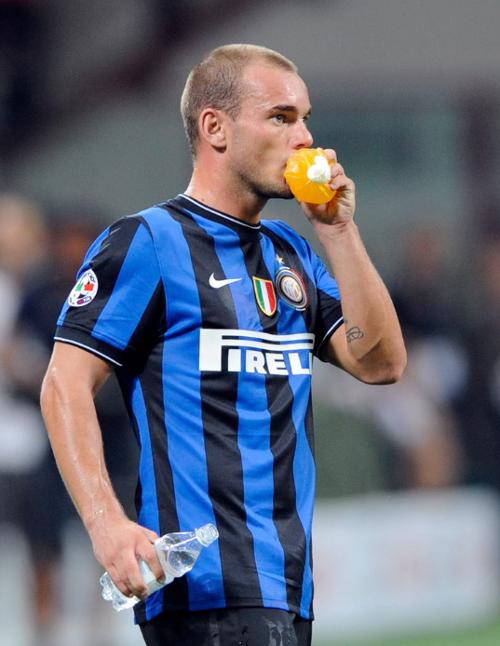 单届世欧预／欧预赛进球榜：哈兰德、莱万16球并列第一（世欧预／欧预赛单届射手榜：哈兰德、莱万同以16球并列榜首）