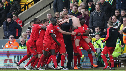 法国队祝贺姆巴佩追平C罗进球记录：一份绝妙的生日礼物！（追平C罗进球纪录！法国队祝贺姆巴佩：最好的生日礼物）