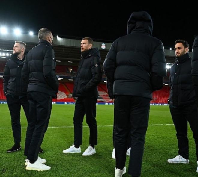 龙赛罗：皇马的球员仿佛生活在另一个世界，根本没有任何明确目标（龙赛罗：皇马球员像活在另一个维度，缺乏明确目标）